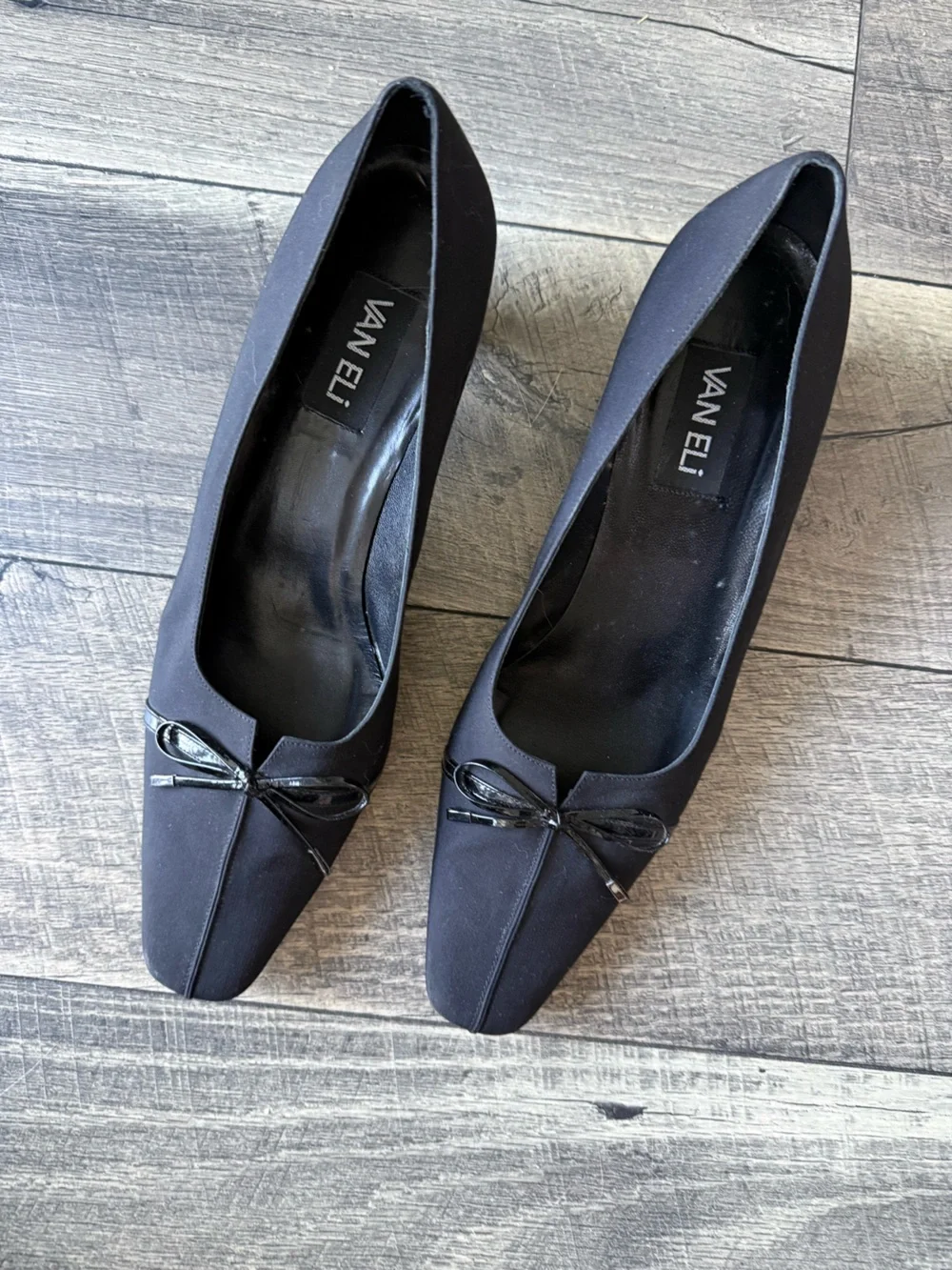 Vaneli Black Shoes Square-Toe Block Kitten Heels Short Pumps Bow Accent Size 11